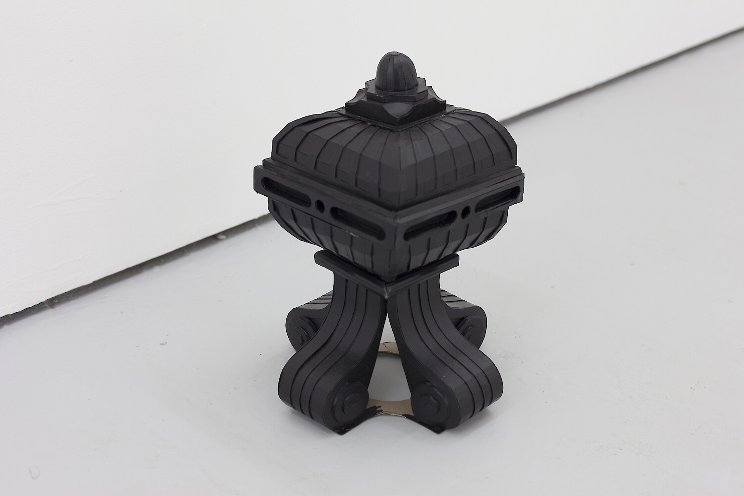 *Souvenir from Brooklyn, New York*, 2012, Cardboard with black paint, 40 x 20 cm