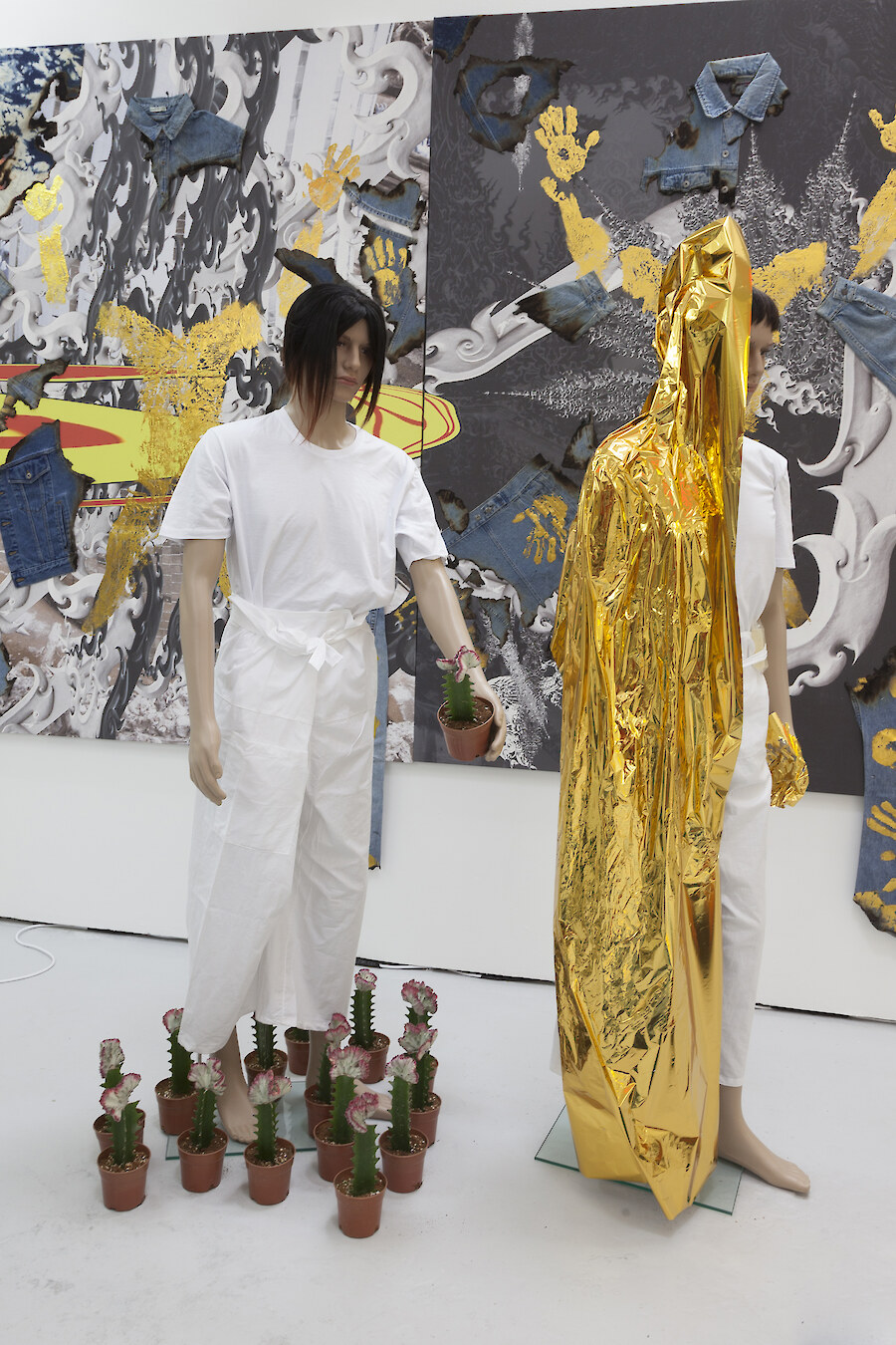 *2557 (Painting with history in a room filled with men with funny names 2)*, 2014, Installation view